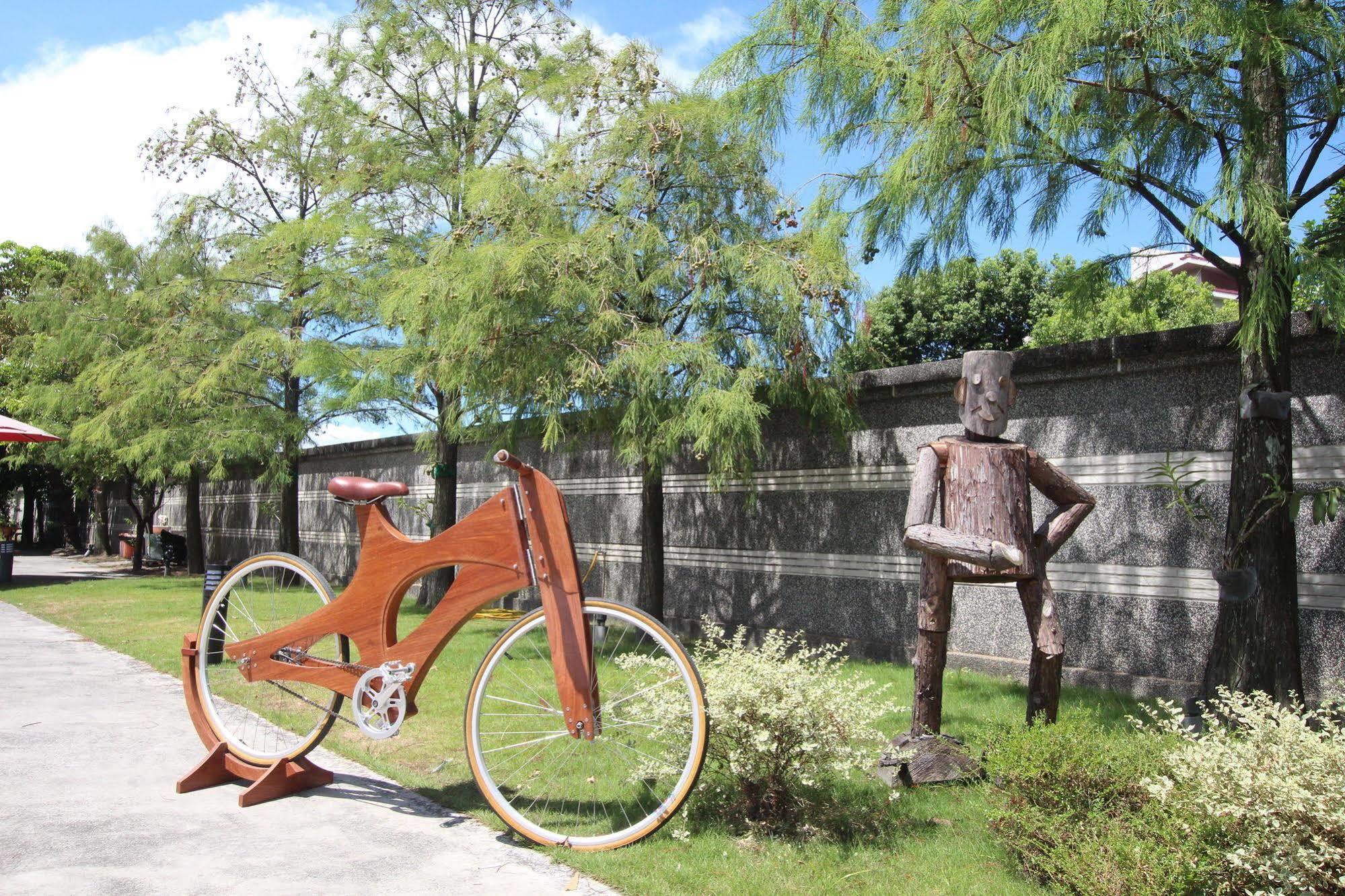 Yilan Pine Villa Homestay Luodong Bagian luar foto