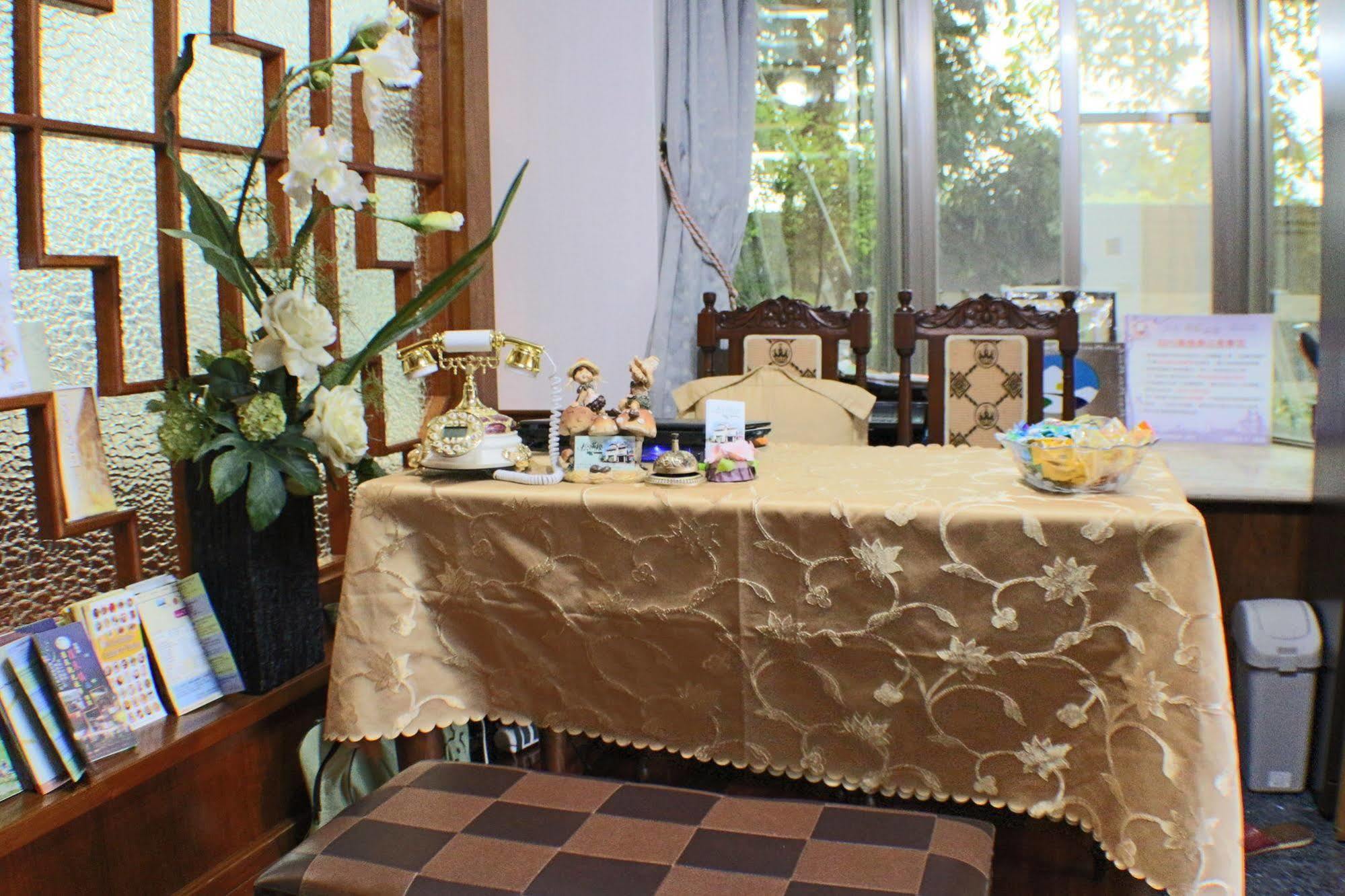 Yilan Pine Villa Homestay Luodong Bagian luar foto
